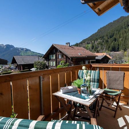 Les Residences Waldbort Wengen Esterno foto